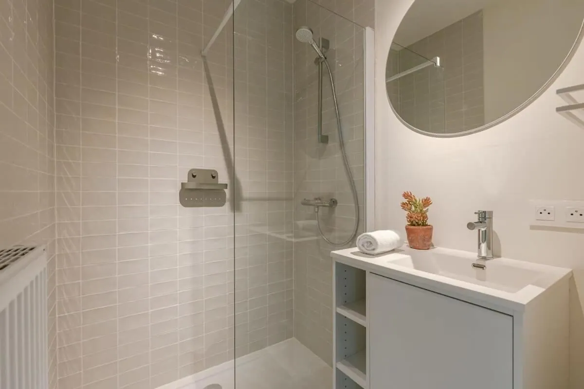 Huswell - Beautiful Apartment In The Heart Of Antwerpen 0*,  België